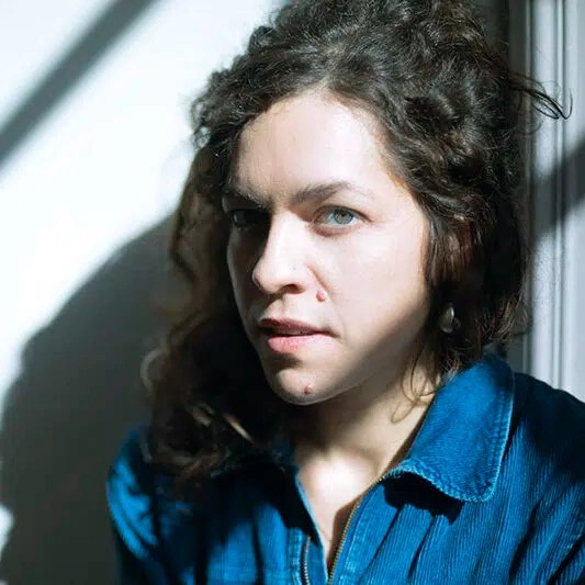 Portrait de la poétesse Sarah Masson